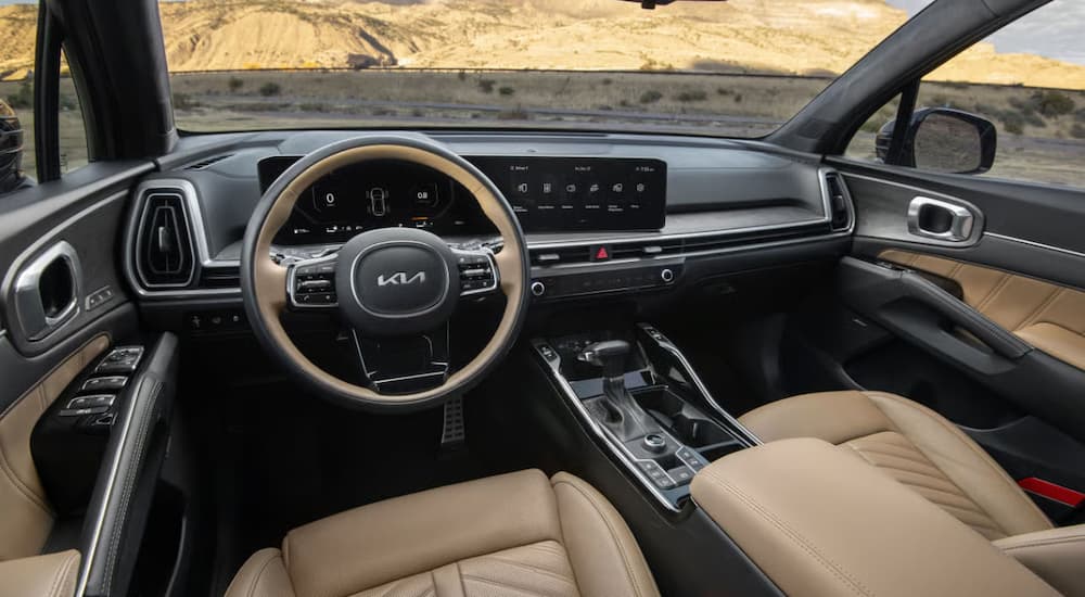 Infotainment display and dashboard in a 2025 Kia Sorento