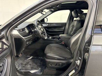 2022 Jeep Grand Cherokee L Altitude