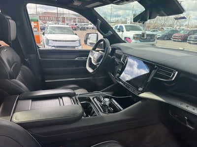 2022 Jeep Grand Wagoneer Series II