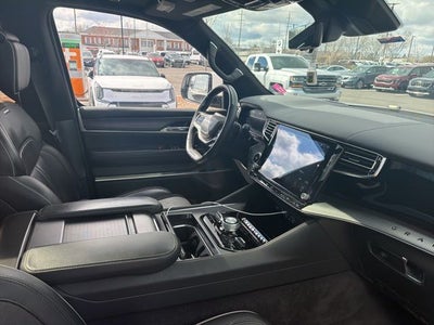 2022 Jeep Grand Wagoneer Series II