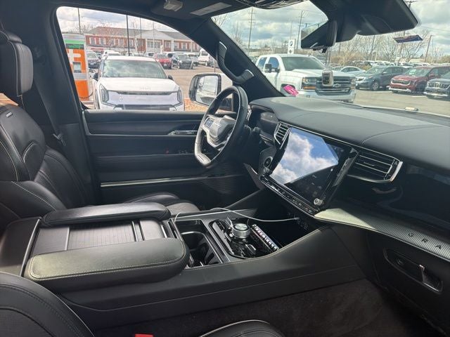 2022 Jeep Grand Wagoneer Series II