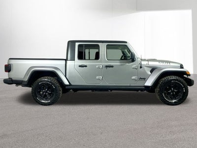 2021 Jeep Gladiator Willys