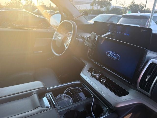 2025 Ford Expedition Max Active