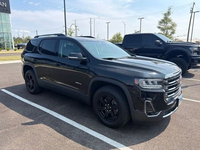 2023 GMC Acadia AT4