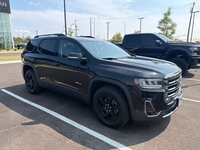 2023 GMC Acadia AT4