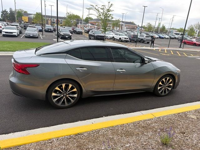 2016 Nissan Maxima SR