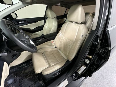 2023 Nissan Maxima Platinum
