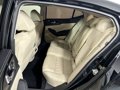 2023 Nissan Maxima Platinum