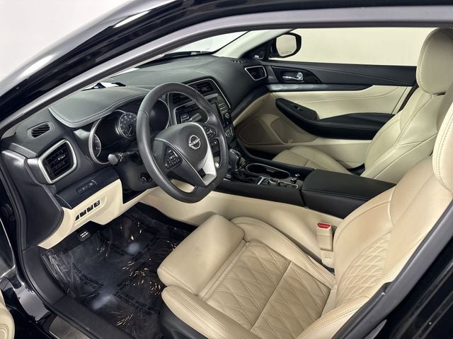 2023 Nissan Maxima Platinum