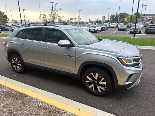 2020 Volkswagen Atlas Cross Sport 2.0T SE 4Motion