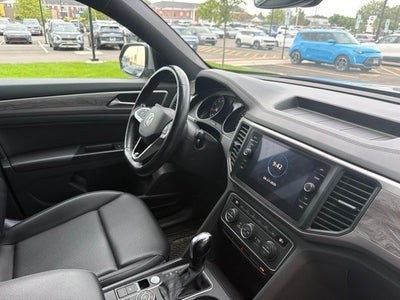 2020 Volkswagen Atlas Cross Sport 2.0T SE 4Motion