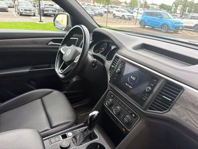 2020 Volkswagen Atlas Cross Sport 2.0T SE 4Motion
