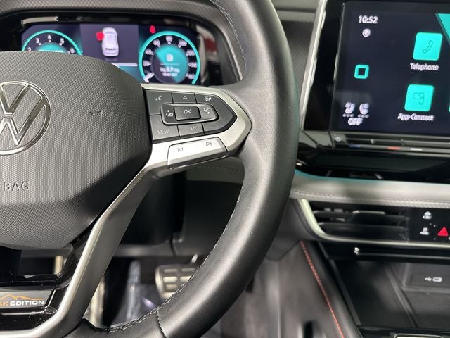 2024 Volkswagen Atlas 2.0T Peak Edition SE w/Technology