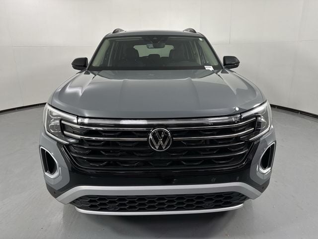 2024 Volkswagen Atlas 2.0T Peak Edition SE w/Technology