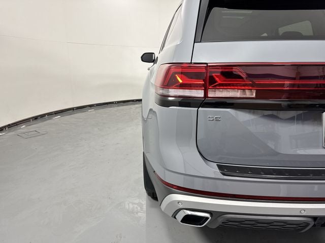 2024 Volkswagen Atlas 2.0T Peak Edition SE w/Technology