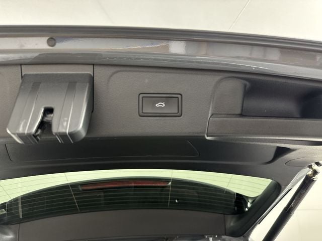2024 Volkswagen Atlas 2.0T Peak Edition SE w/Technology