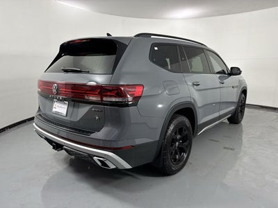 2024 Volkswagen Atlas 2.0T Peak Edition SE w/Technology