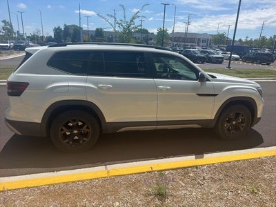 2025 Volkswagen Atlas 2.0T Peak Edition