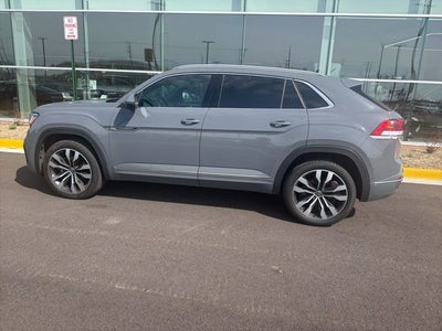 2022 Volkswagen Atlas Cross Sport 3.6L V6 SEL Premium R-Line