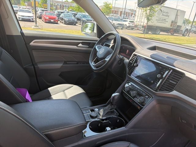 2023 Volkswagen Atlas 3.6L V6 SE w/Technology