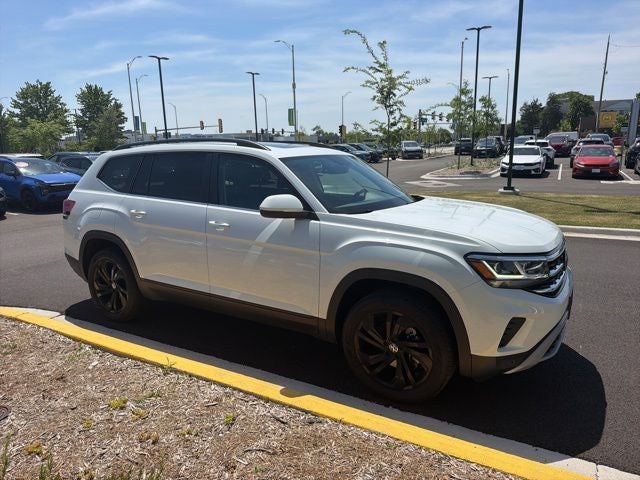 2023 Volkswagen Atlas 3.6L V6 SE w/Technology