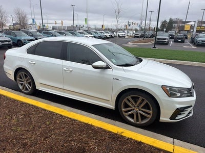 2017 Volkswagen Passat 1.8T R-Line