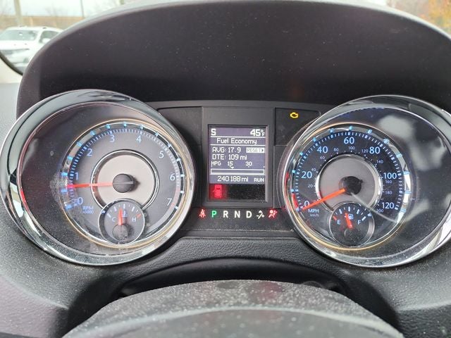 2013 Chrysler Town & Country Touring