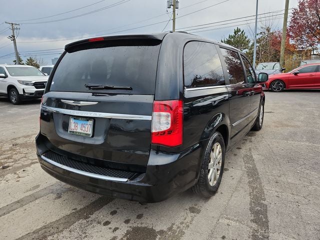 2013 Chrysler Town & Country Touring