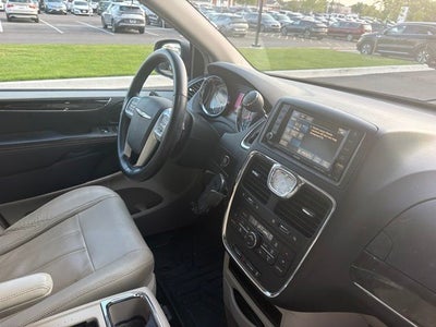 2013 Chrysler Town & Country Touring-L