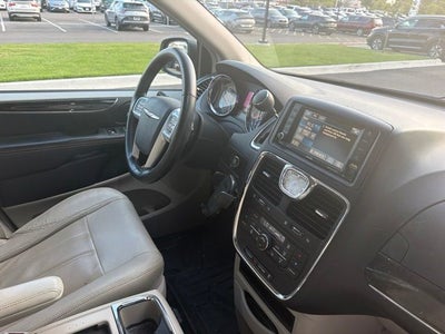 2013 Chrysler Town & Country Touring-L
