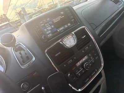 2013 Chrysler Town & Country Touring-L