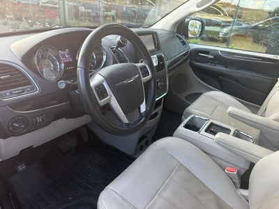 2013 Chrysler Town & Country Touring-L