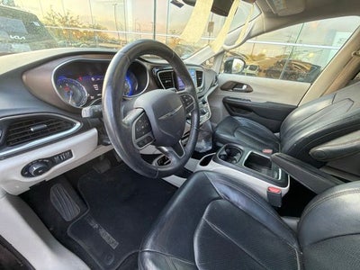 2017 Chrysler Pacifica Touring L Plus