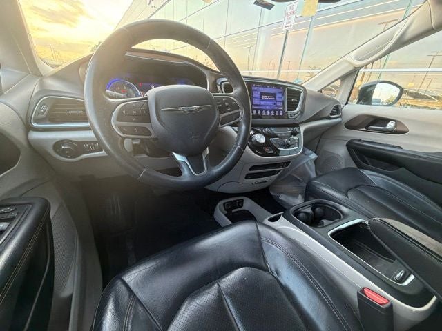 2017 Chrysler Pacifica Touring L Plus