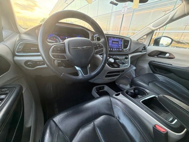 2017 Chrysler Pacifica Touring L Plus