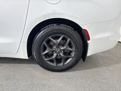 2020 Chrysler Pacifica Touring L Plus