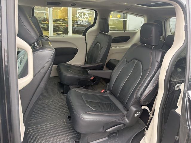 2019 Chrysler Pacifica Touring L Plus