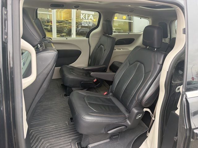 2019 Chrysler Pacifica Touring L Plus
