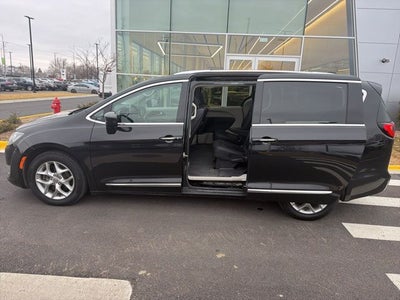 2019 Chrysler Pacifica Touring L Plus