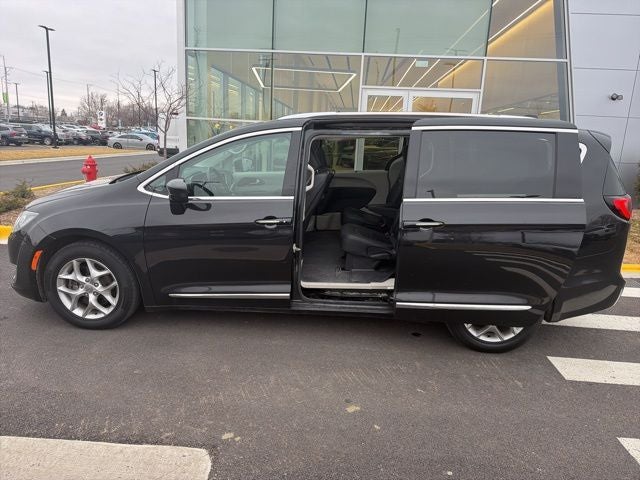2019 Chrysler Pacifica Touring L Plus
