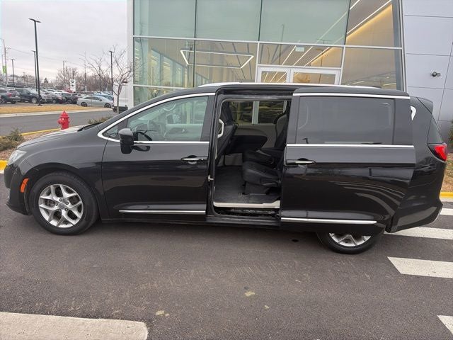 2019 Chrysler Pacifica Touring L Plus