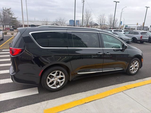2019 Chrysler Pacifica Touring L Plus