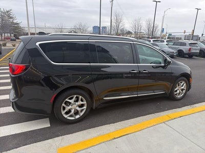 2019 Chrysler Pacifica Touring L Plus