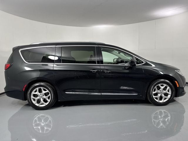 2019 Chrysler Pacifica Touring L Plus