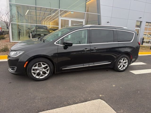 2019 Chrysler Pacifica Touring L Plus