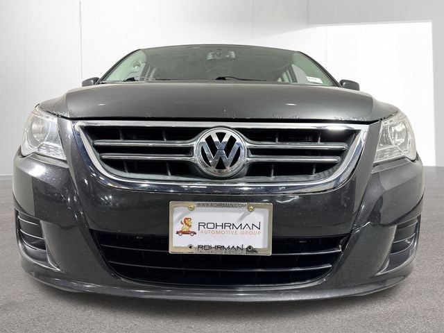 2012 Volkswagen Routan SE