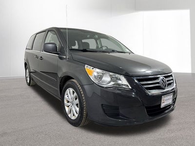 2012 Volkswagen Routan SE