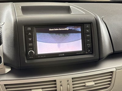 2012 Volkswagen Routan SE