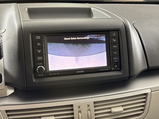 2012 Volkswagen Routan SE