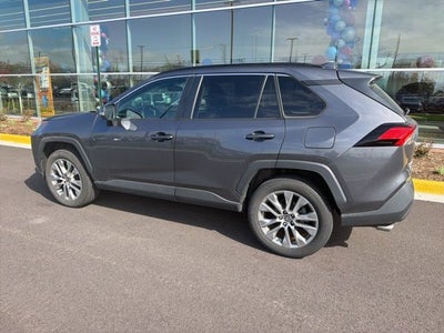 2022 Toyota RAV4 XLE Premium